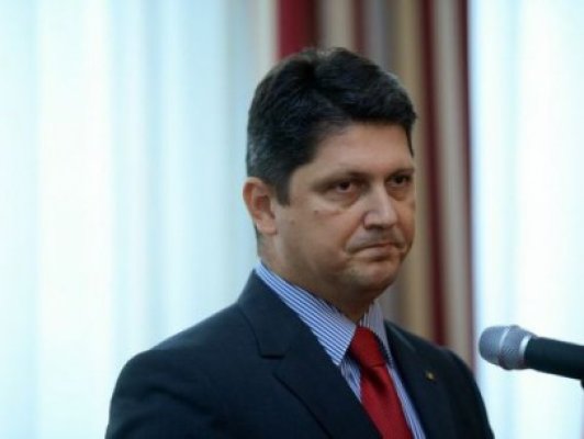 Corlăţean: Şi românii şi francezii şi olandezii vor pierde din cauza amânării aderării la Schengen